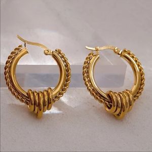#38 NEW Unique Gold Hoop Earrings